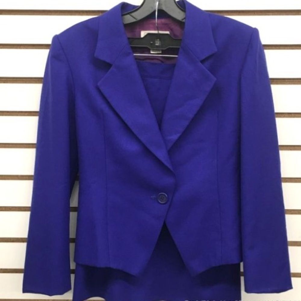 Christian Dior Women's Blue Suit Set Size 4